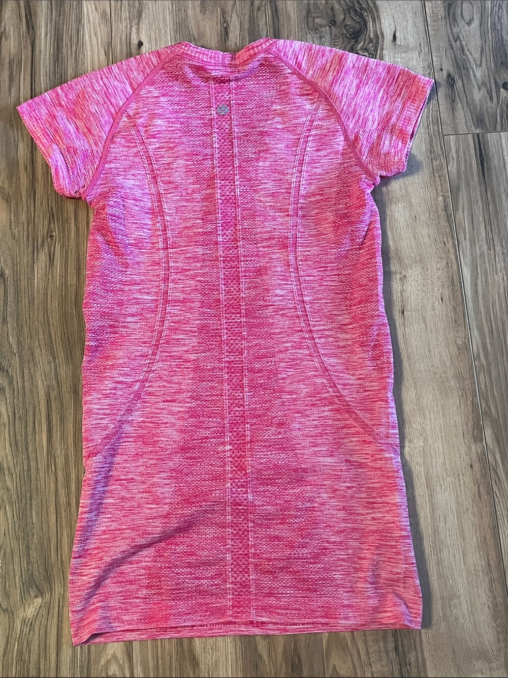 Lululemon Pink Swiftly - Picture 8 of 12